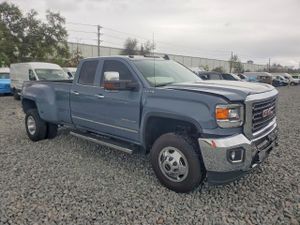 GMC Sierra 6.6L 8 2015