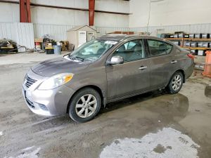Nissan Versa 1.6L 4 2014