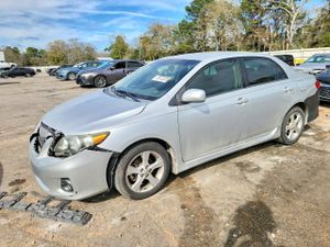 Toyota Corolla 1.8L 4 2013