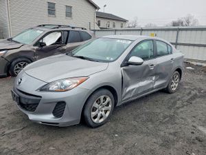 Mazda 3 2.0L 4 2013