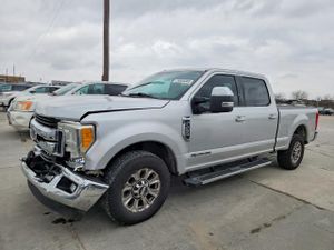 Ford F-250 6.7L 8 2017