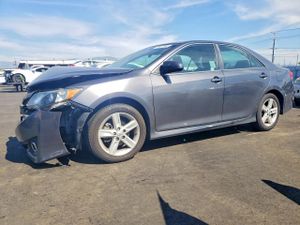 Toyota Camry 2.5L 4 2014