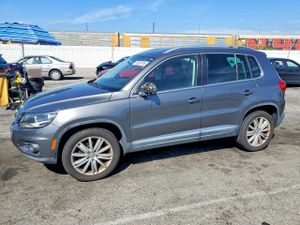 Volkswagen Tiguan 2.0L 4 2015