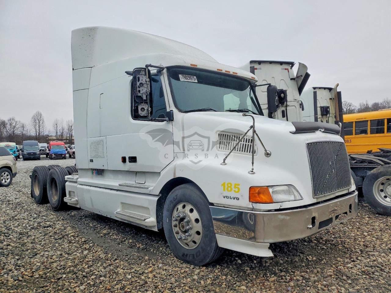 Volvo VNL 6 2001
