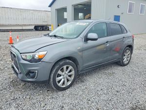 Mitsubishi Outlander 2.4L 4 2015