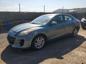Mazda 3 2.0L 4 2012