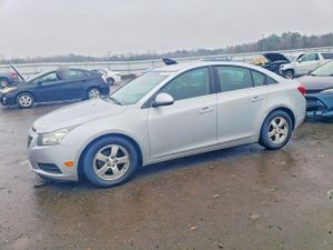 Chevrolet Cruze 1.4L 4 2013