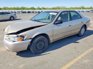 Toyota Camry 2.2L 4 1999