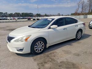Nissan Altima 2.5L 4 2015