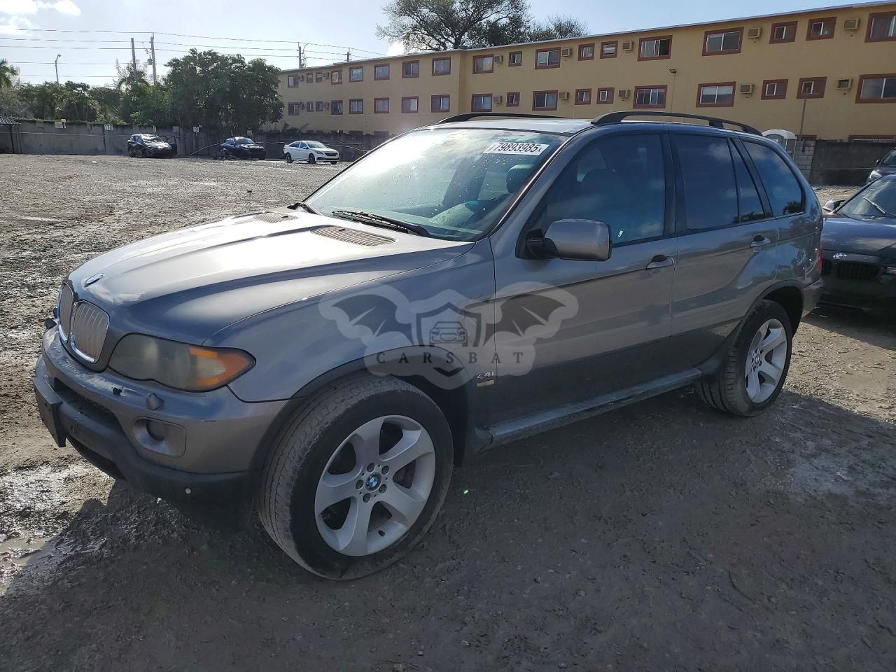 BMW X5 4.4L 8 2006