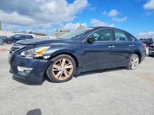 Nissan Altima 2.5L 4 2015