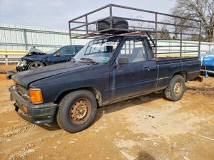 Toyota Hilux 2.4L 4 1988