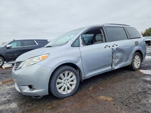 Toyota Sienna 3.5L 6 2012