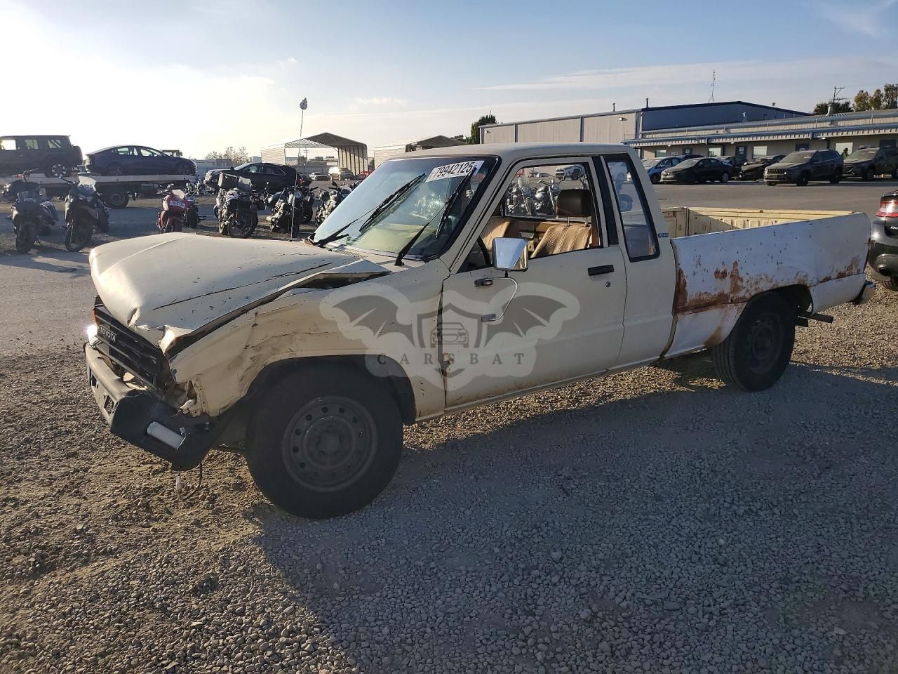 Toyota Hilux 2.4L 4 1984