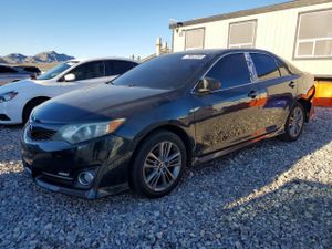 Toyota Camry 2.5L 4 2014