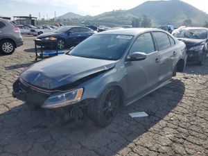 Volkswagen Jetta 2.0L 4 2013