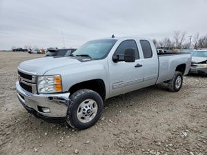 Chevrolet Silverado 1500 6.6L 8 2013