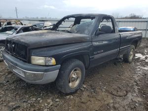 Dodge RAM 5.9L 8 2001