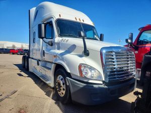 Freightliner Cascadia 14.8L 6 2015