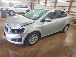 Chevrolet Aveo (Sonic) 1.8L 4 2015