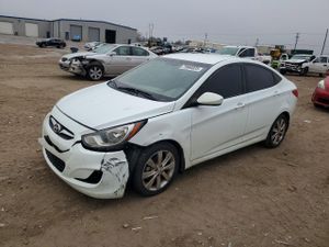 Hyundai Accent 1.6L 4 2013