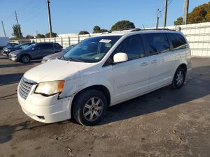Chrysler Town & Country 3.8L 6 2008