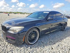 BMW 7 Series 4.4L 8 2010