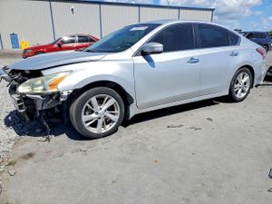 Nissan Altima 2.5L 4 2015