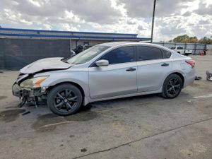 Nissan Altima 2.5L 4 2014