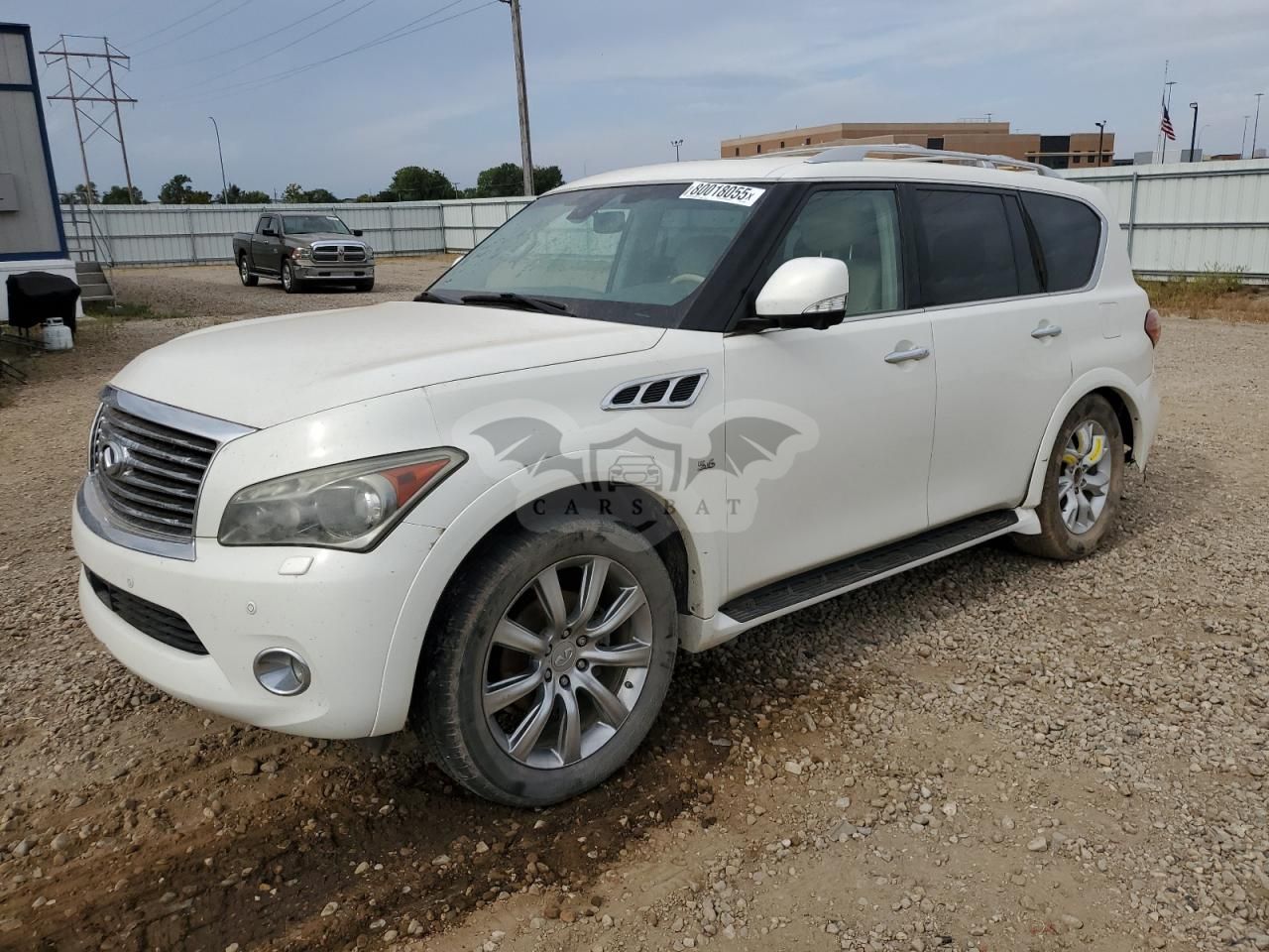 Infiniti QX80 5.6L 8 2014