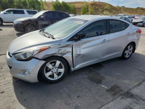Hyundai Elantra GLS 1.8L 4 2012