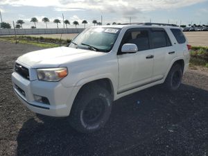 Toyota 4Runner SR5 4.0L 6 2013