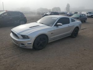 Ford Mustang GT 5.0L 8 2014