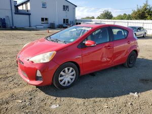 Toyota Prius 1.5L 4 2014