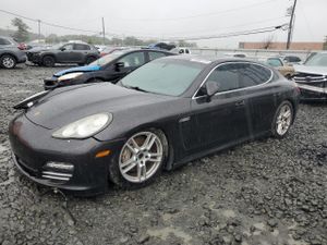 Porsche Panamera S 4.8L 8 2010