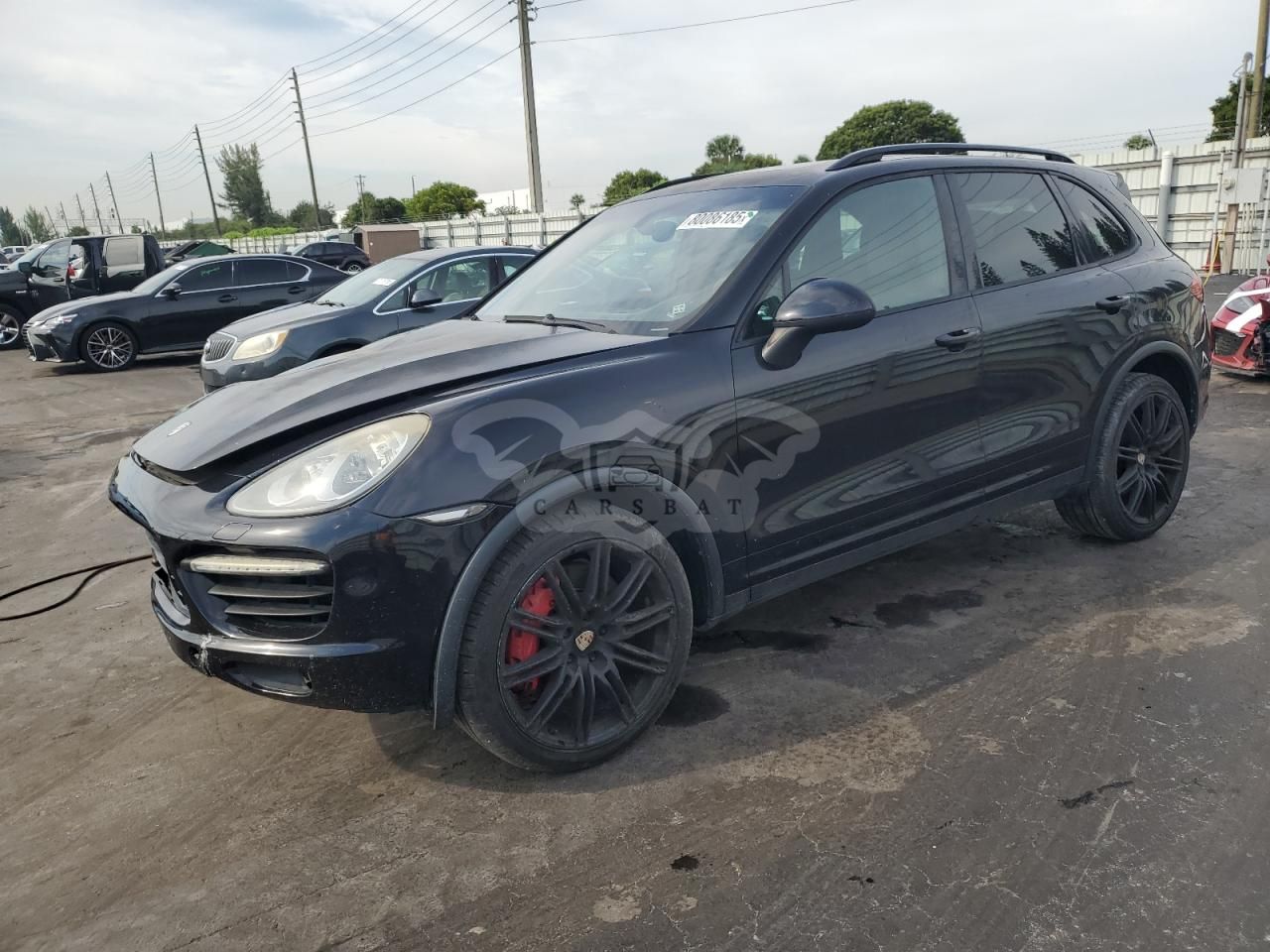 Porsche Cayenne TURBO 4.8L 8 2012