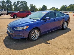Ford Fusion SE 2.5L 4 2014
