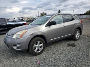 Nissan Rogue S 2.5L 4 2012