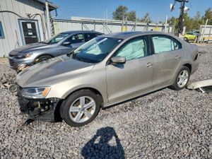 Volkswagen Jetta TDI 2.0L 4 2013