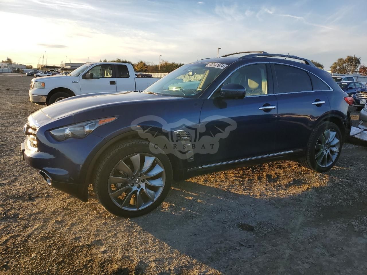 Infiniti FX 3.5L 6 2012