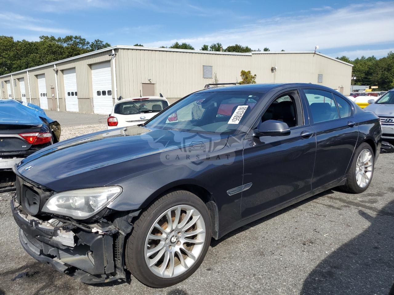 BMW 7 Series XI 4.4L 8 2013