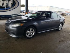 Toyota Camry BASE 2.5L 4 2011