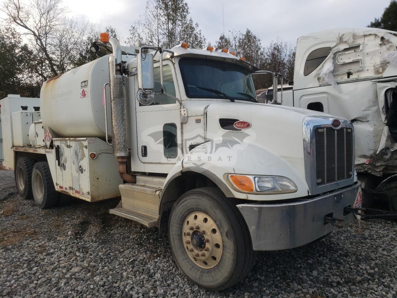 Peterbilt 330/337/348 8.9L 6 2015