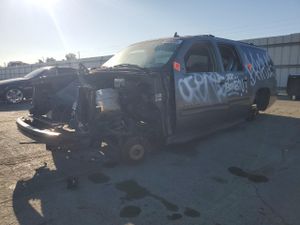 Chevrolet Suburban C1500 LS 5.3L 8 2012