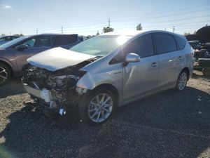Toyota Prius 1.8L 4 2013