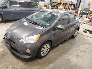 Toyota Prius 1.5L 4 2014