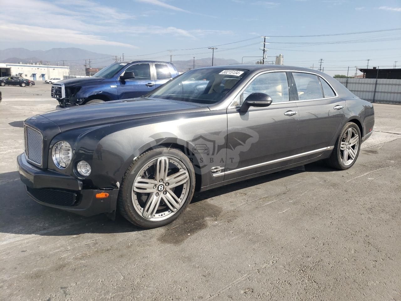 Bentley Mulsanne 6.8L 8 2011