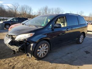 Toyota Sienna XLE 3.5L 6 2012