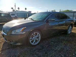 Nissan Maxima S 3.5L 6 2013