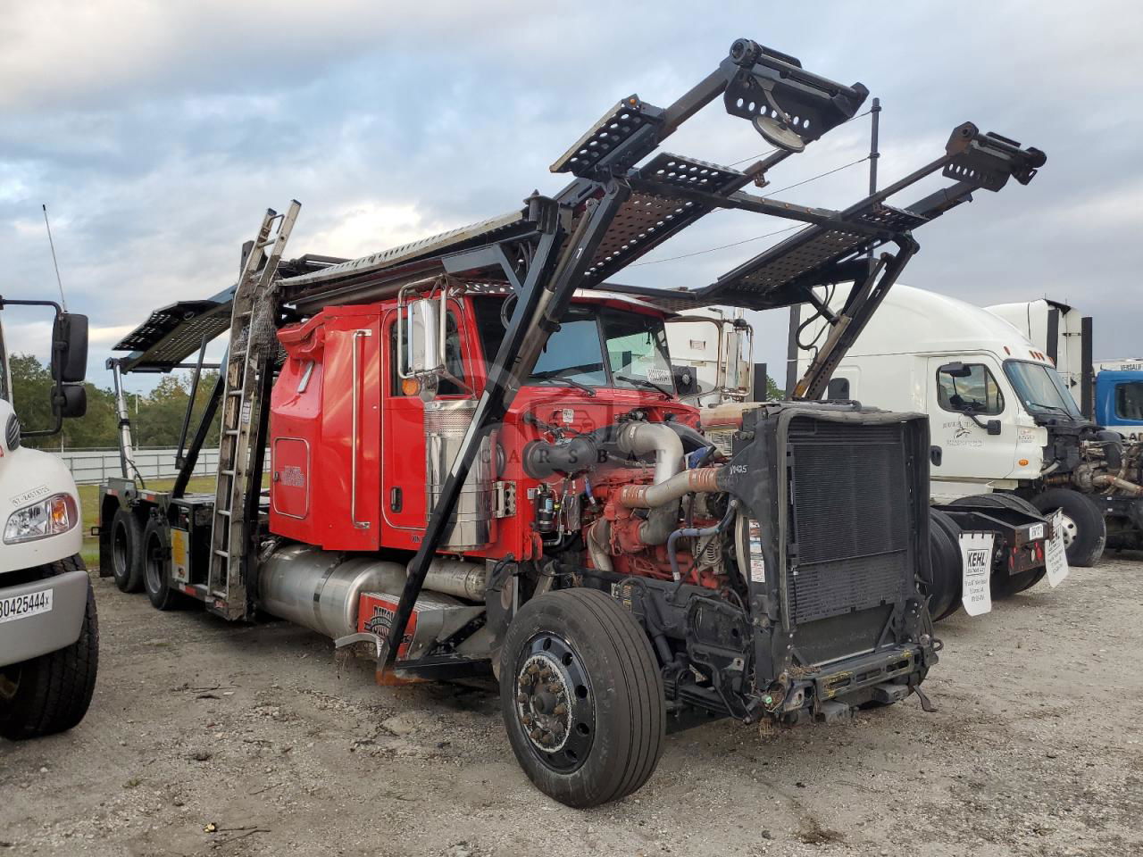 Peterbilt 389/520 15.0L  6 2023